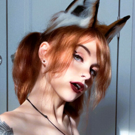 Bunnie Jade star sexy pics