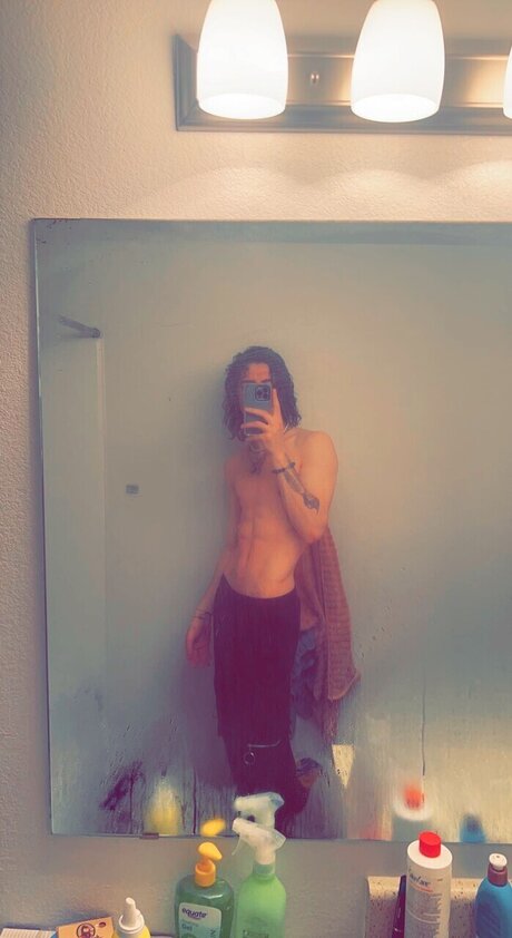 Master Ry_ nude star pic