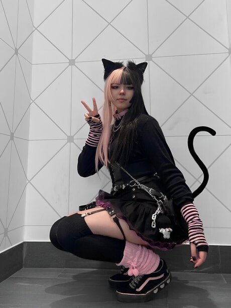 peachiie_ model sexy images