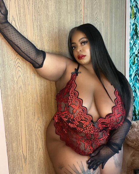 Chloe PrincessCut Santiago hd star images