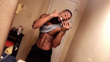 DUCEBIGGALOOO pornstar naked image