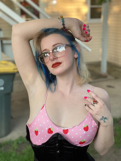 Cassie Quill beautiful star archive