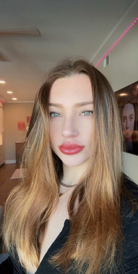 Hayler model xxx galleries