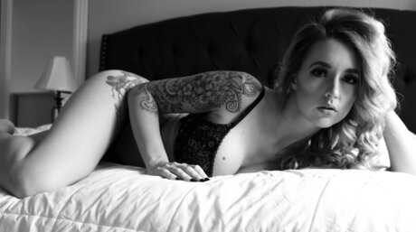 Anya model nudes images