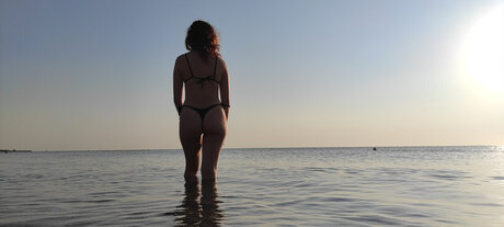 Ben and Claire nude actress photo