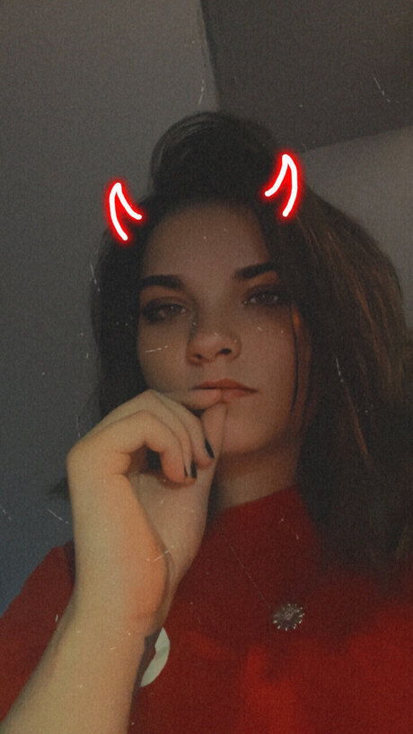 BustyHoney19 pornstar beautiful photo