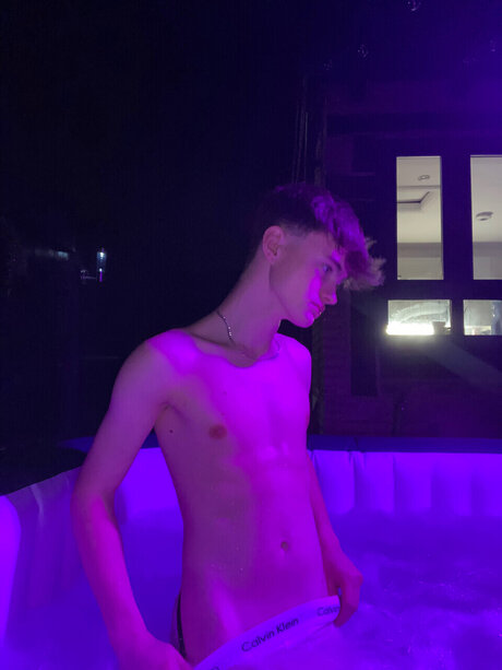 Conner Twink 18_ model exclusive archive