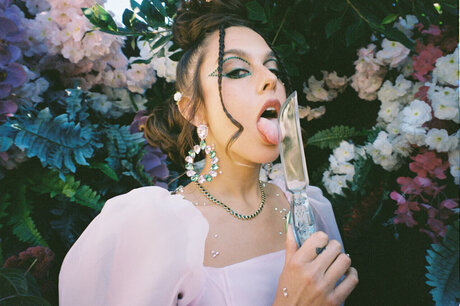 Honey Rosa xxx model images