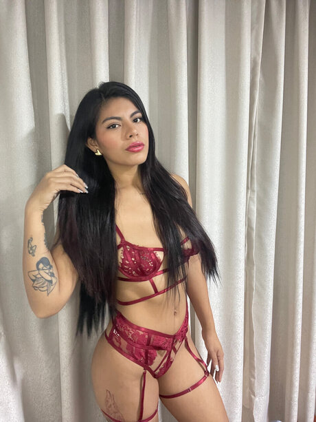 Kiara Valdivia erotic model archive