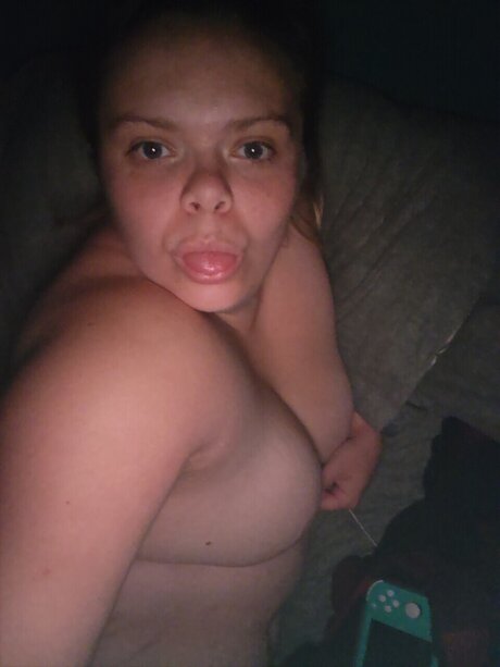 Bella Babe32 best model pic