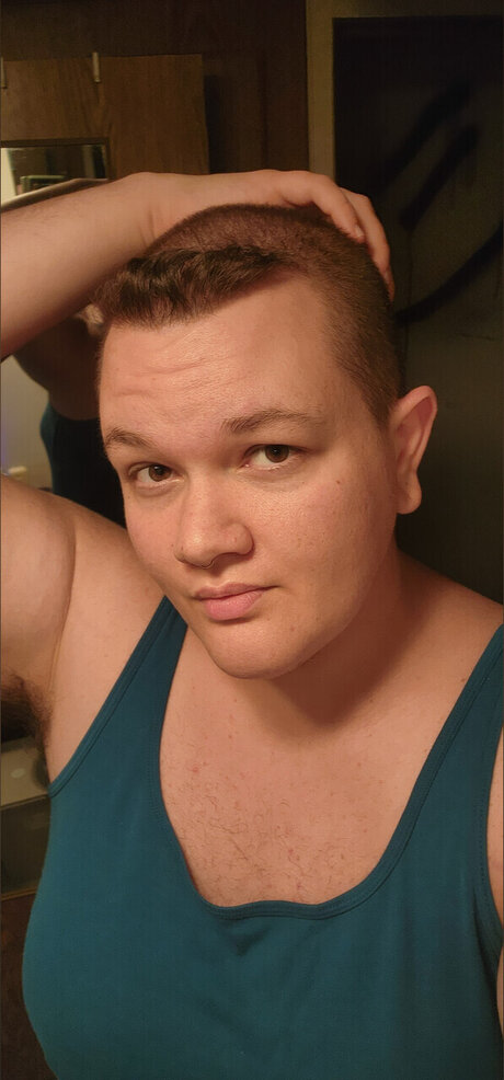 Trans Bear pornstar picture