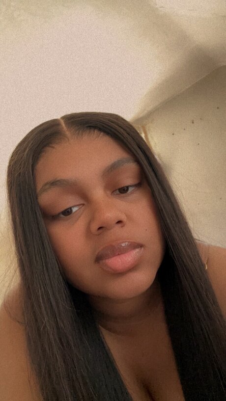 _LolaaaBunniee_ sexy star img