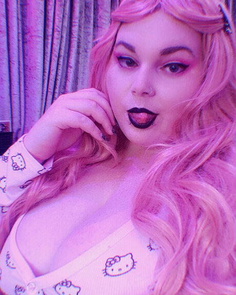 cuteandcurvy hd pornstar gallery