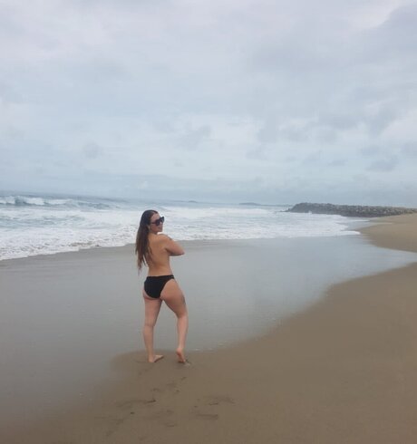 Ally C_ model beautiful pictures