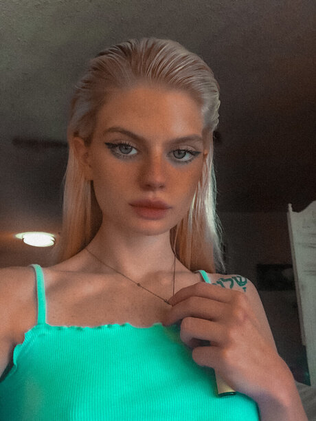 L koi pornstar free pics