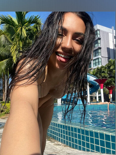 Emmilly rys pornstar perfect img