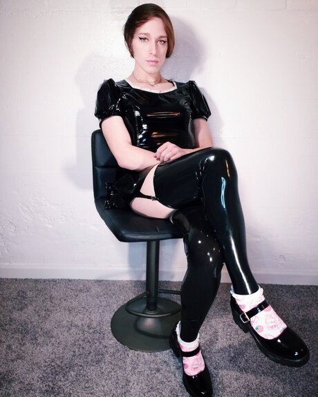 _Miss Lily_ model high quality photo