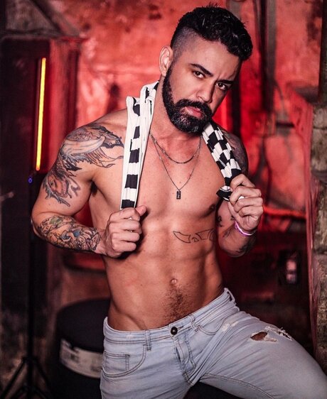 Nerd Oficial perfect model galleries