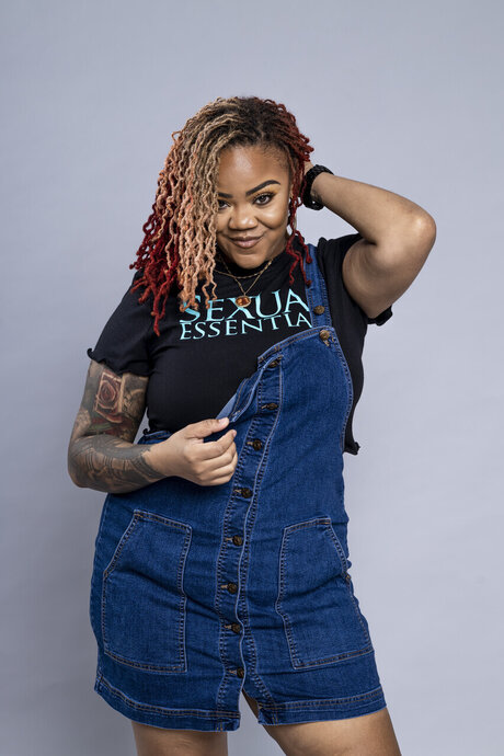 Samia Burton model pornographic galleries