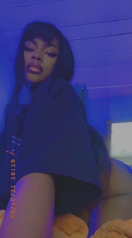 xxxsevn high quality actress image