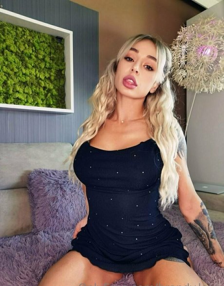 brandy love sexy model pic