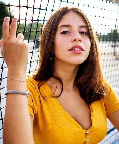 milf trans onlyfans sexy naked picture