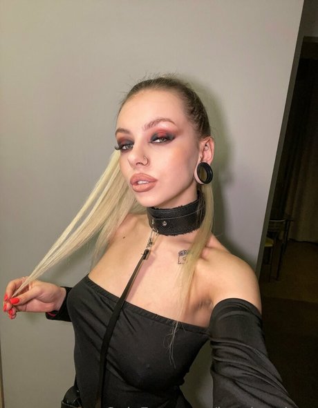 kendraa lane perfect actress photo