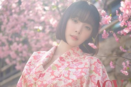 Kang Inkyung model galleries