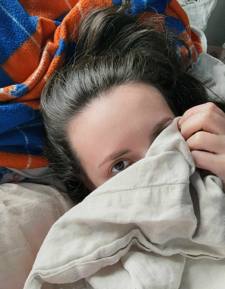 stepmom onlyfans pretty pics