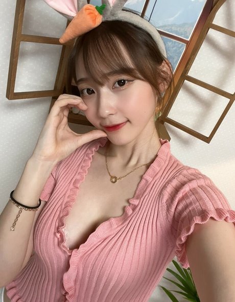 indian big tits onlyfans nudes image