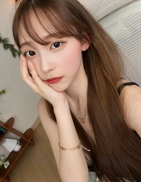 midget onlyfans top photo