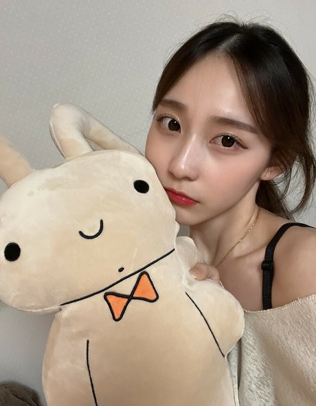 amateur swinger onlyfans free nude picture