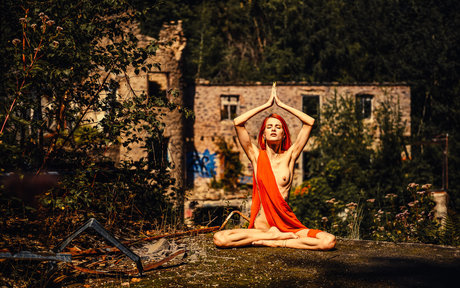 blonde big tits onlyfans top photos