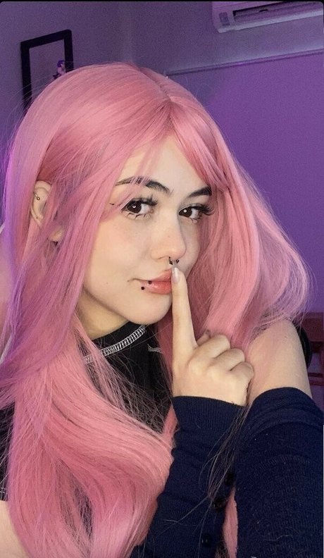 Say Cat Pe naked actress picture