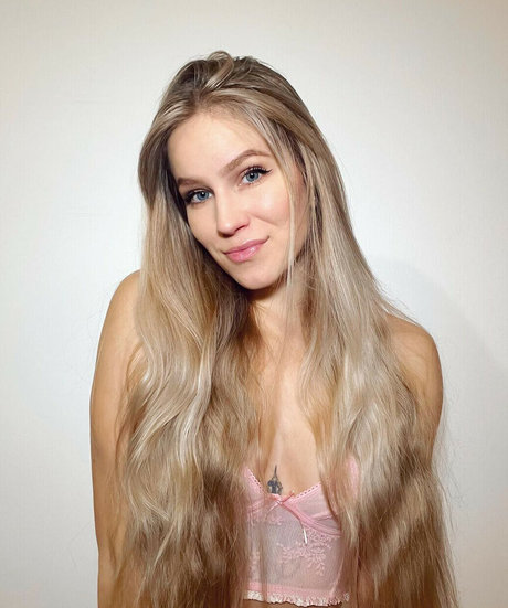 Nadja Arhar erotic pornstar picture