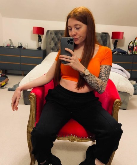 Molly Capper model free img