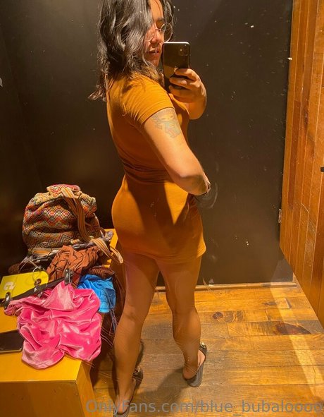 blue bubaloooo sexy actress pic