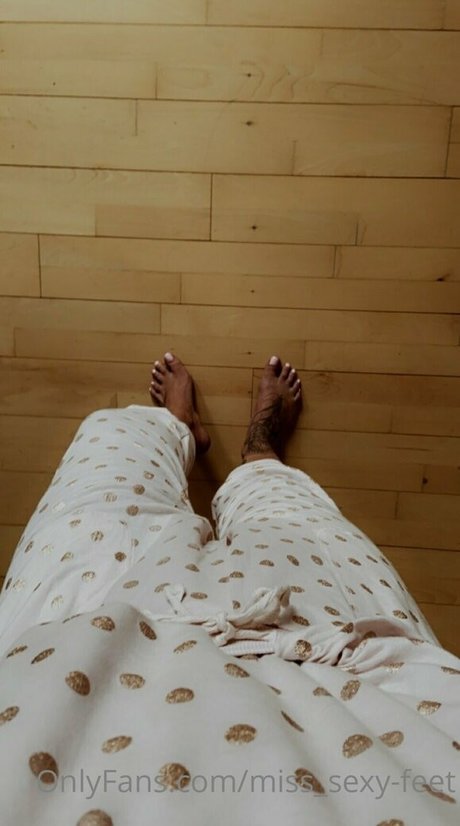 miss sexy feet pornstar beautiful pic