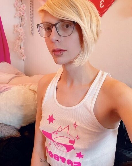 Cassie Coyote star sex images