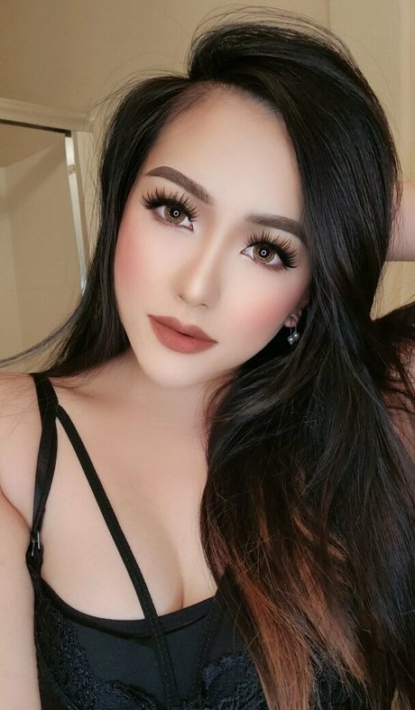 Onlymickyy porn star pics