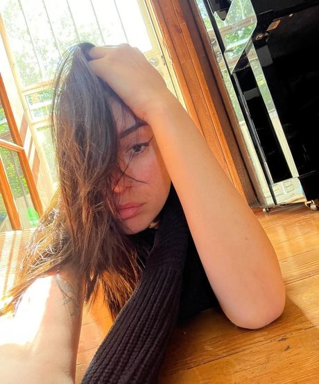 Elohim nude actress pics