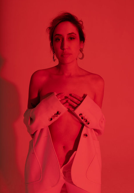 Elohim star naked image