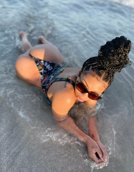 lesbian seduction onlyfans porno archive