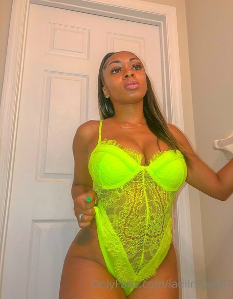 bodyonrose sex actress pic