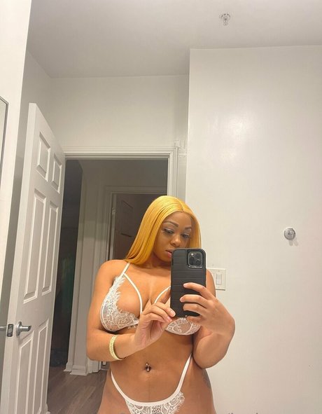 bodyonrose adult model img