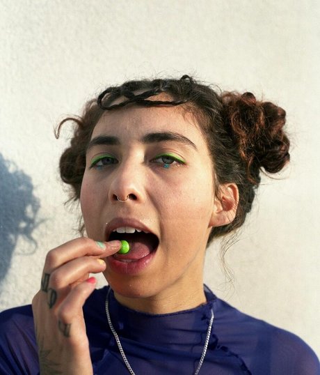 Indigo De Souza hd actress pic