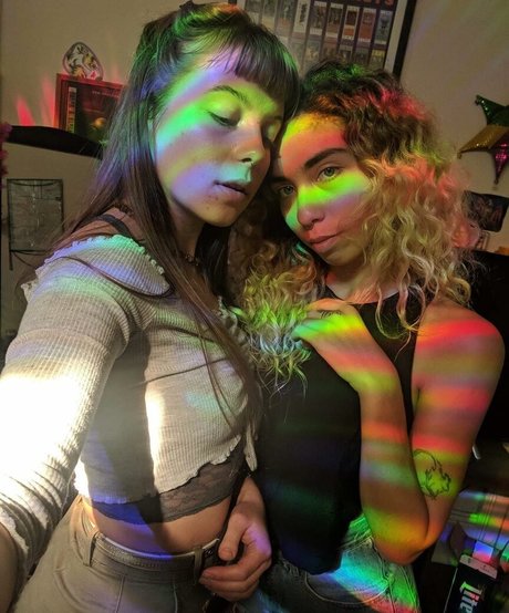 Indigo De Souza star xxx archive