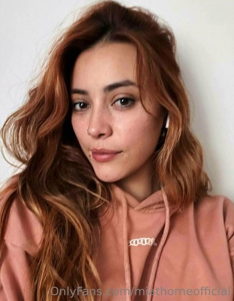 miathorneofficial porn actress pics