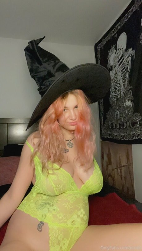 urokogal pornstar sexy pic