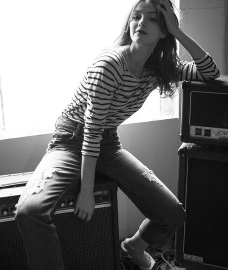 Ella Hunt high quality pornstar photo